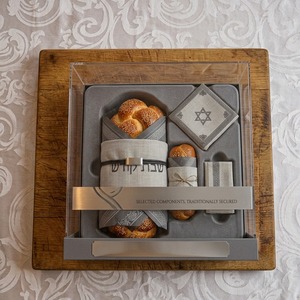 Housse de Challah en Lin Ethnique TORQSON en Gros avec Broderie Hébraïque Dorée et Ourlet Creux – Idéale pour le Pain du Shabbat Juif et les Cérémonies Religieuses du Sabbat - Product Image 4