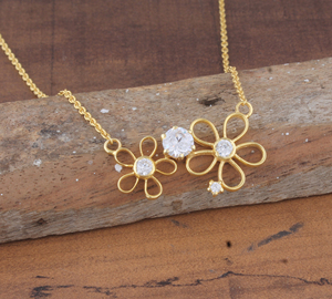 Collar con Colgante de Circonita Cúbica Chapado en Oro de Lujo, Gargantilla de Cristal Brillante para Mujer, Joyería Nupcial al por Mayor - Product Image 2