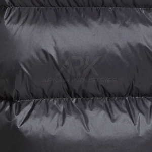 Veste matelassée pour femme de haute qualité, style élégant et urbain, confortable et chaude, avec fermeture éclair - Product Image 6