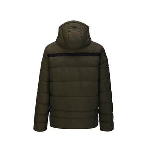 Chaqueta Acolchada con Capucha para Hombre, Color Verde Oliva, Estilo Casual de Invierno, Relleno de Poliéster, Cierre de Cremallera, Corte Regular - Product Image 2