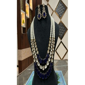 Magnifique ensemble collier et boucles d'oreilles ethniques en laiton plaqué or, orné de pierres de zircon et de perles, idéal pour femme, pour fêtes et mariages, cadeau parfait. - Product Image 2
