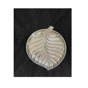 Plat de service en aluminium finition artistique pour une décoration intérieure moderne, ajoutant une touche métallique inspirée de la nature - Product Image 4