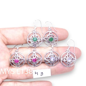 Pendientes de plata de ley 925 con esmeralda natural tallada en forma de esmeralda y amatista con corte redondo, diseño natural para mujer. - Product Image 1