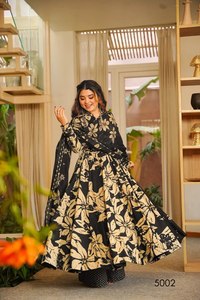Robe Anarkali pour femme, noire et dorée, à imprimé floral, longueur ras du sol, style traditionnel indien et pakistanais, en polyester, coupe ample - Product Image 4