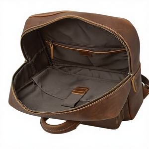 Mochila de cuero genuino para hombre, mochila impermeable con cierre de cremallera para negocios, viajes y senderismo - Product Image 1