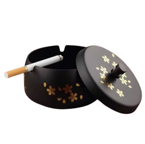 Cenicero de Metal Redondeado con Acabado Brillante Bold Blossom, Cenicero Personalizado de Acero Inoxidable para Cigarros, Venta al por Mayor por Exportadores Indios - Product Image 4
