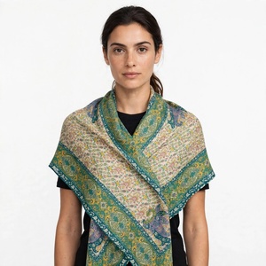Bufandas y Estolas de Lana y Cachemira con Estampado Digital Premium, Personalizadas para Mujer, Suaves, Ligeras, Transpirables, de Moda, OEM ODM - Product Image 3
