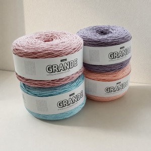 ไหมพรมถักโครเชต์ GRANDE คอตตอนหวีอย่างดี สำหรับถักมือ น้ำหนัก 300 กรัม ไหมถักมือ ไหมถักโครเชต์ - Product Image 3