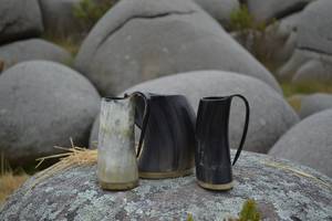 Mug en corne de buffle naturelle bicolore, fait main, écologique et de qualité supérieure - Product Image 3