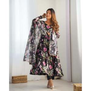 Hermoso Vestido Anarkali Talla XS para Fiesta con Dupatta - Product Image 4