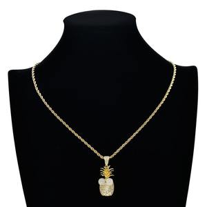 Collier pendentif ananas 3D hip-hop en or 18 carats micro-serti de diamants avec chaîne corde pour soirée - Product Image 3