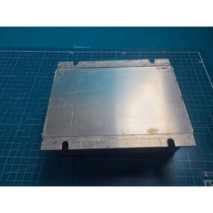 Válvula de Control de Péndulo al Vacío VAT PM-6 650PM-24PM-ABM1/0075 Usada Como Nueva, Piezas de Equipos Semiconductores Legacy - Product Image 2