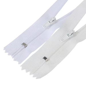 Cremallera de nailon de extremo cerrado personalizada con deslizador autoblocante para trajes antipolvo, faldas y accesorios de cremalleras de tela - Product Image 1