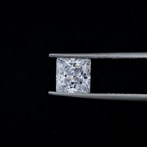Diamant de laboratoire G Color Princess 1,5 carat SI1 certifié IGI CVD 3EX Coupe excellente Fournisseur B2B pour les grossistes et importateurs de diamants - Product Image 6