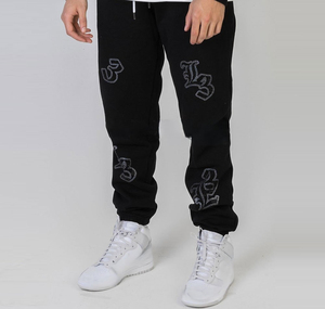 Ensemble de survêtement streetwear entièrement orné de strass, avec sweat à capuche zippé et pantalon évasé brodé effet délavé - Product Image 4