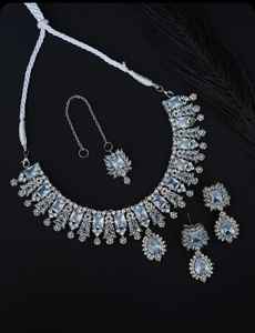 Conjuntos de Joyería Kundan Tradicional India y Pakistaní Hechos a Mano para Novias, Estilo Bollywood Indio para Bodas - Product Image 4