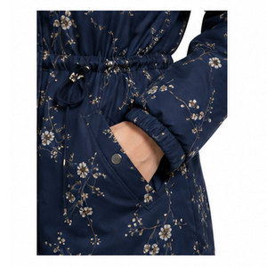 Parka con Capucha Premium para Mujer, con Aislamiento Térmico y Resistencia al Viento e Impermeabilidad, para un Guardarropa Moderno de Invierno - Product Image 5