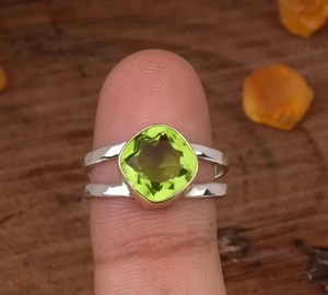 Wholesale Natural Peridot Gemstone Ring 925 Sterling Silver <b>Cushion</b> Cut Dual Band Hammered <b>Statement</b> Ring Gift for Women - Product Image 5