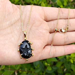 Pendentif en onyx noir sculpté à la main avec motif étoile, plaqué or 18 carats, en laiton massif, serti de perles, collier ajustable pour femme, cadeau - Product Image 2