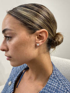 Boucles d'oreilles de luxe en or blanc 10K 14K 18K avec diamant solitaire en forme de cœur de 3 carats certifié IGI pour femme - Product Image 4