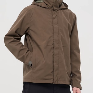 Veste imperméable à capuche pour homme, couleur unie, fermeture éclair, style décontracté, vêtement d'automne, coque en polyester, coupe classique - Product Image 4