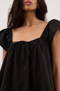 Vestido Mini Negro para Mujer, Cuello Cuadrado, Manga con Volantes, Corte Holgado, Línea A, Vestido Casual de Verano, Venta al Por Mayor - Product Image 6