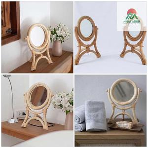 กระจกแต่งหน้าแบบตั้งโต๊ะหวายพร้อมขาตั้งสามขาที่มั่นคงและสะท้อนภาพคมชัดหมุนได้อย่างราบรื่น - Product Image 5