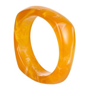 Brazaletes Étnicos de Resina de Diseño con Tachuelas Hechas a Mano para Mujer, Joyería Artesanal para Moda y Festividades - Product Image 6