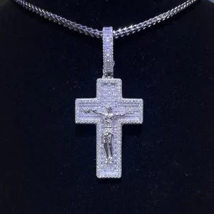 Colgante Iced Out Criss Cross de Plata 925, Colgante Hip Hop, Colgante de Fe Cristiana, Joyería Religiosa, Colgante Bling para Raperos - Product Image 1