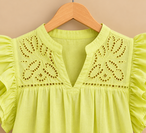 Chemisier en coton vert citron pour femme avec manches à volants et broderie, col en V, coupe décontractée ample, haut printemps-été - Product Image 4