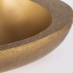 Vase de table en aluminium fait main avec finition dorée, design moderne, écologique et de haute qualité pour la décoration de la maison - Product Image 3