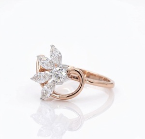 แหวนทองคำ 14K/18K รูปใบไม้ทรงมาร์คีส์ ดีไซน์ดอกไม้ แหวนหมั้น แหวนแต่งงานแบบวงแหวนพันกัน แหวนสัญญาประดับดอกไม้ - Product Image 2