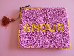 กระเป๋าใส่เหรียญลูกปัดทำมือสีสันตามสั่ง TIMELESS CRAFT สำหรับผู้หญิง - ดีไซน์ทันสมัยจากอุตรพัฒนาการ - Product Image 2