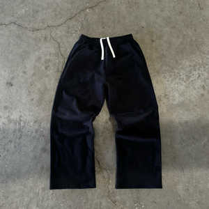 Pantalons de survêtement par Waseem Impex, pantalons personnalisés OEM, pantalons de survêtement en molleton de coton, pantalons amples et droits pour hommes et femmes - Product Image 1