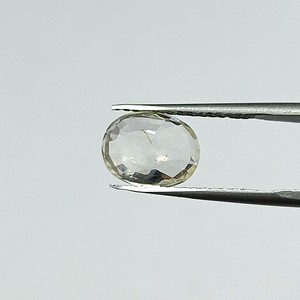 พลอยแซฟไฟร์สีเหลืองทรงรีธรรมชาติ 3.89 กะรัต จากศรีลังกา สำหรับทำเครื่องประดับและแหวน YSON-37 - Product Image 5