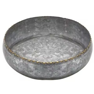 Pot de fleurs moderne minimaliste en métal avec support noir, conteneur pour plantes d'intérieur, design circulaire, finition grise - Product Image 2