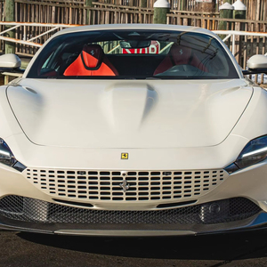 Véhicules d'occasion modernes Ferrari Roma 2024 disponibles pour achat en gros - Product Image 1