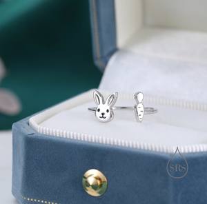 Anillo Abierto Súper Lindo de Conejo y Zanahoria en Plata de Ley Chapado en Oro de 14K, Anillo de Boda Ajustable - Product Image 2