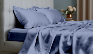 Elegante Juego de Sábanas de Satén Azul Acero con Fundas de Almohada a Juego, Decoración de Dormitorio de Lujo con Acabado Brillante y Suave - Product Image 1