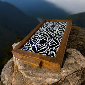 Plateau de service en bois imprimé avec poignée pour petit-déjeuner au lit, idéal pour le service du petit-déjeuner matinal, vente en gros - Product Image 1