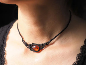 Collier en macramé fait main avec pendentif perle d'eau douce, chaîne réglable en bambou noir, bijoux bouddhistes bohèmes tendance pour la guérison - Product Image 5