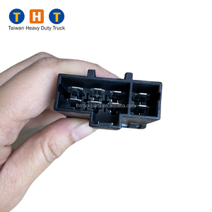 Interruptor de Encendido 25114-30Z2K, Piezas de Camión para Motor Diésel NISSAN UD LK MK PK - Product Image 4