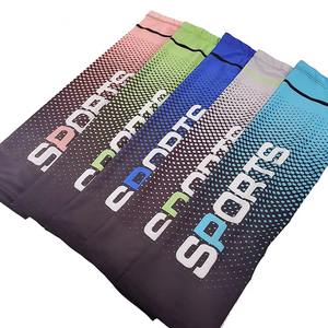 Mangas de brazo unisex personalizadas al por mayor para sublimación, 100% poliéster, de secado rápido, transpirables, con protección UV, elásticas de silicona antideslizantes - Product Image 1