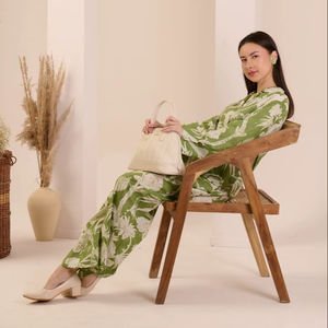 Ensemble de pyjama pour femmes en coton 100% imprimé paon et jardin, doux et respirant, vêtements de nuit pour femmes, vêtements de détente, été, printemps - Product Image 1