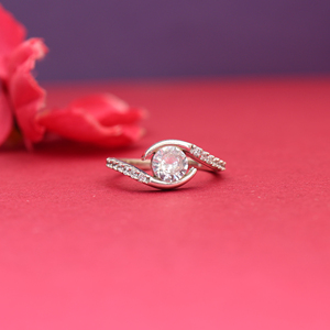 Hermoso Anillo Ajustable de Plata Brillante con Circonitas, Elegante Joyería para Uso Diario, Anillo de Plata de Ley 925 para Mujeres y Niñas, Ideal para Fiestas - Product Image 3