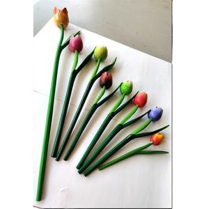 Tulipán Musical Hecho a Mano de Madera de Acacia, Decoración para el Hogar, Estilo ROMÁNTICO, Técnica Pulida, 37cm de Largo, Ligero, Regalo Tailandés - Product Image 1