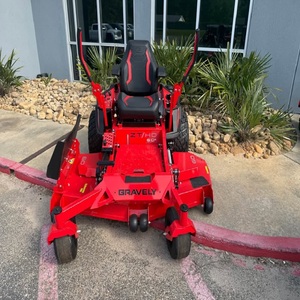 Cortadora de césped Gravely ZT HD 60 Diesel con sistema autopropulsado, motor de 196cc y 5000W de potencia para un mantenimiento del césped fácil y rápido. - Product Image 4