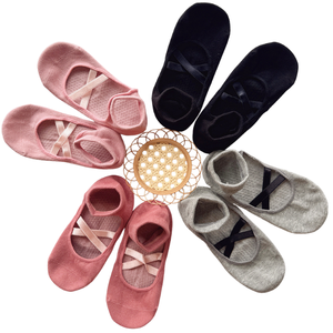 Women's Yoga Ankle Socks Solid Thick Non <b>Slip</b> for Fitness Dance Sporty Summer Autumn - Product Image 1