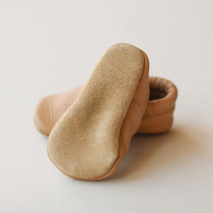 Zapatos para Bebé Hechos en Pakistán, Calzado Transpirable y Suave para Caminar, Diseño Cómodo e Informal para Uso Diario de Bebés y Niños Pequeños - Product Image 2