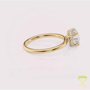 Anillo de Compromiso Solitario con Diamante Cultivado en Laboratorio de Corte Redondo en Oro Amarillo, Anillo de Promesa Clásico de Cuatro Puntas para Mujer - Product Image 3
